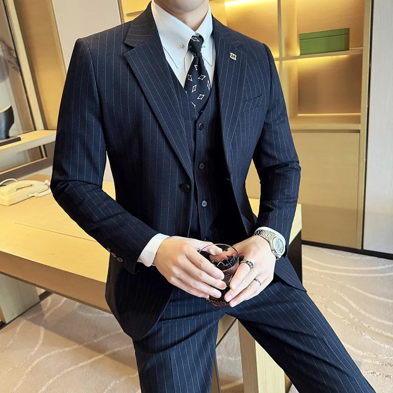 Style Luxury Striped Men Suit