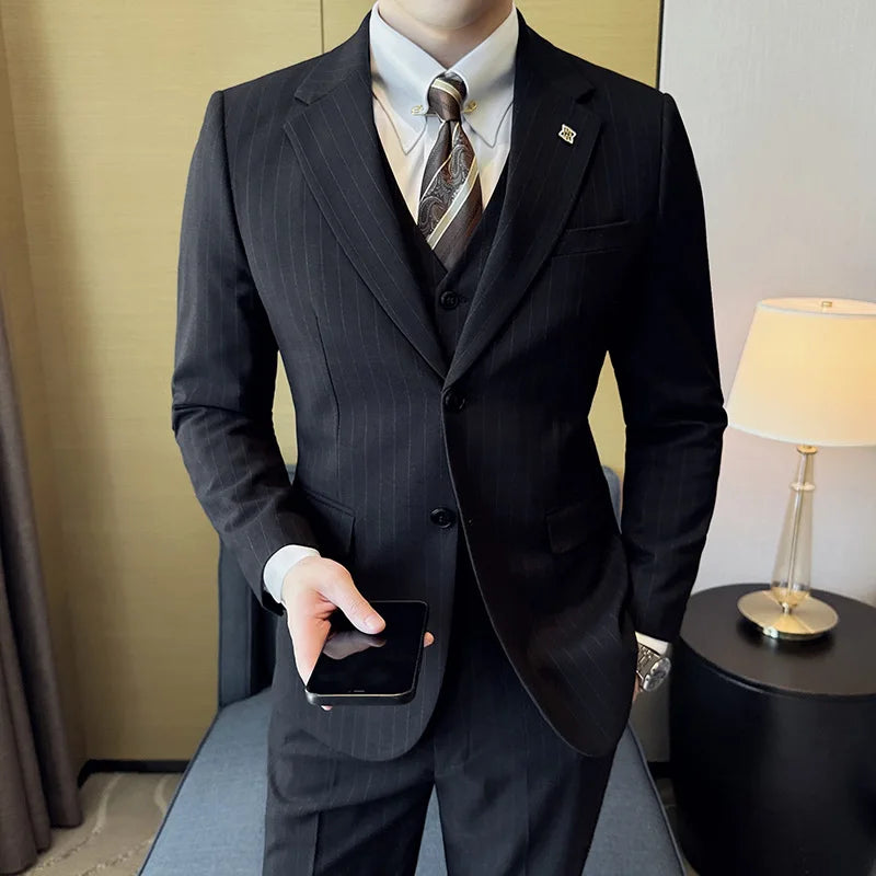 Style Luxury Striped Men Suit