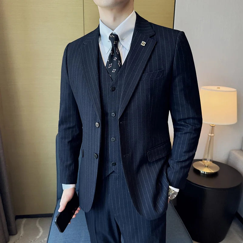 Style Luxury Striped Men Suit