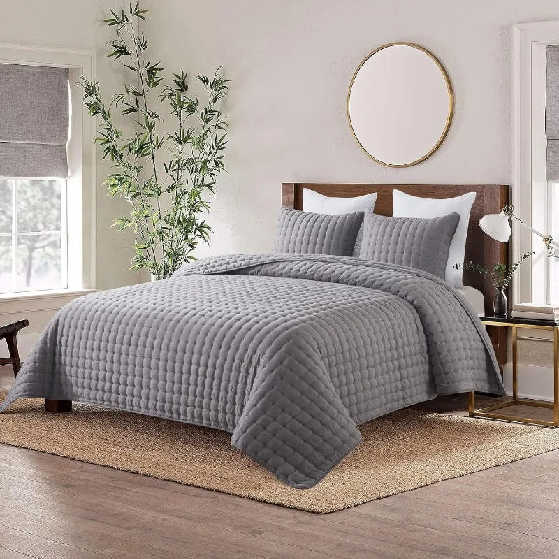 Lightweight Bedding Set