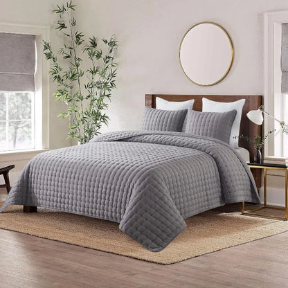 Lightweight Bedding Set